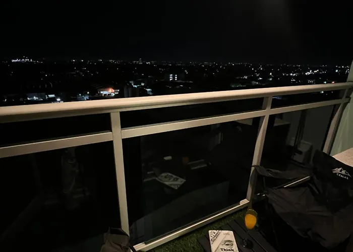 Apartahotel M&m Staycation Manila